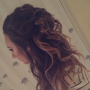 Meet your Posher, Laura